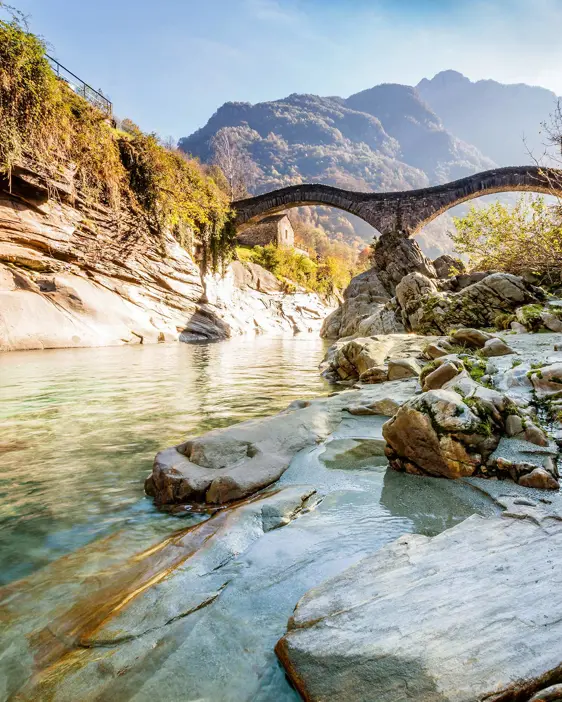 Ponte Dei Salti Lavertezzo Valle Verzasca 5 (© Ascona Locarno Tourism Foto Alessio Pizzicannella)